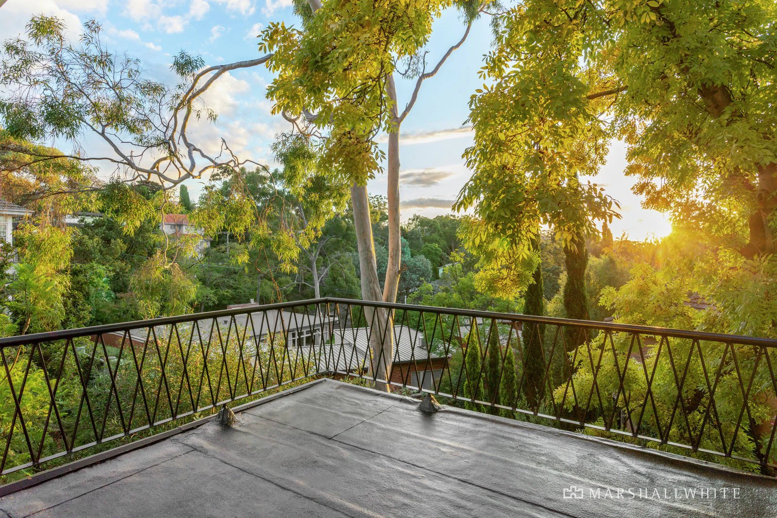 14 Carnsworth Avenue, Kew, VIC