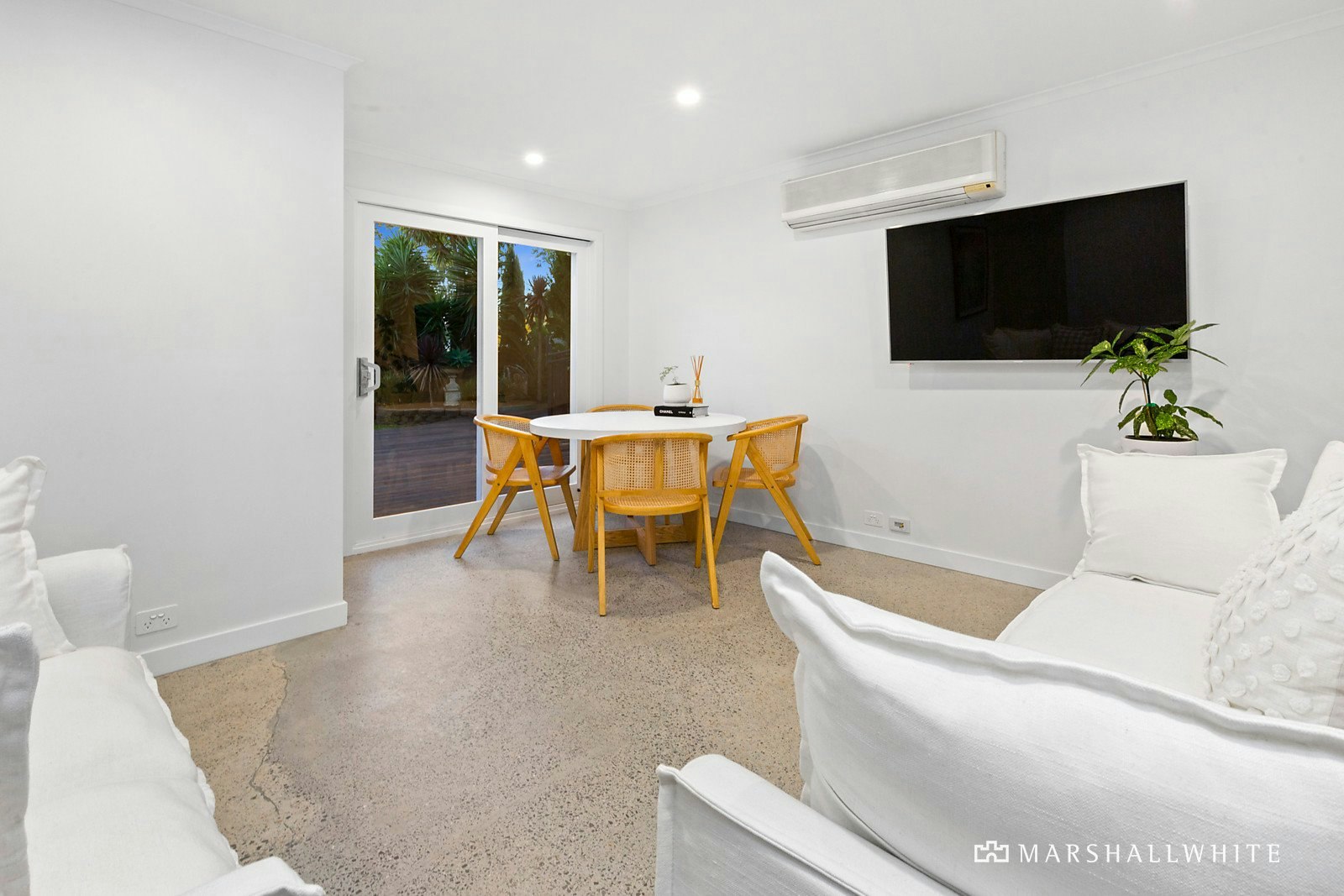 2 Petrel Close, Mount Eliza, 3930