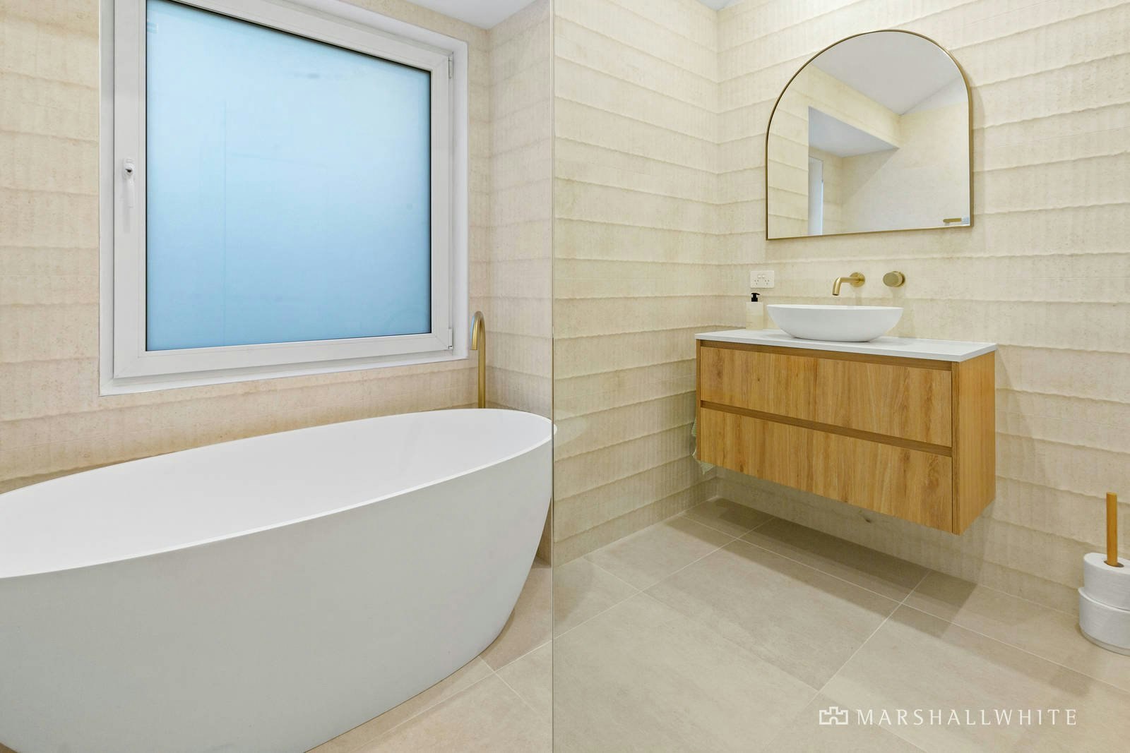 2 Petrel Close, Mount Eliza, 3930