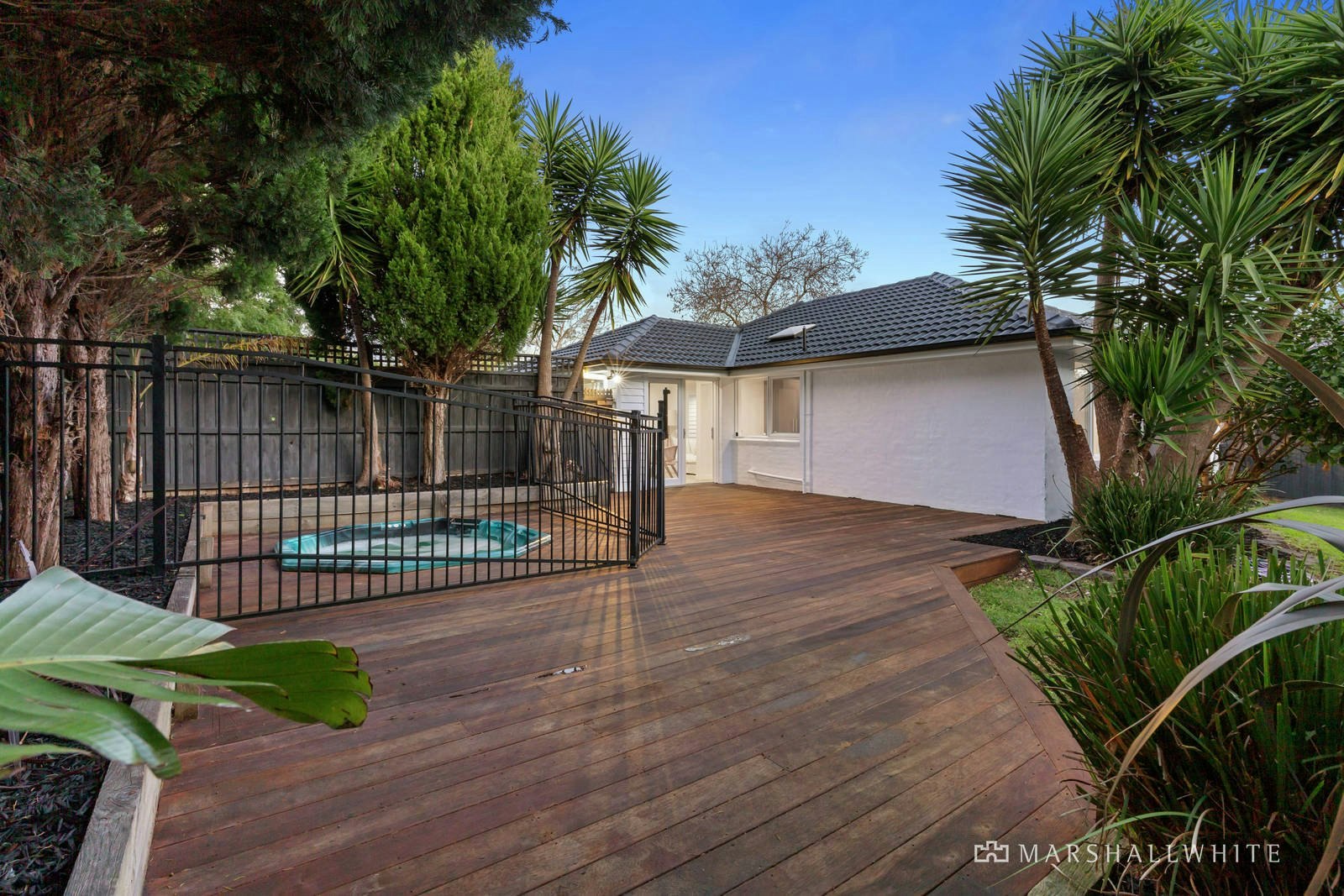 2 Petrel Close, Mount Eliza, 3930