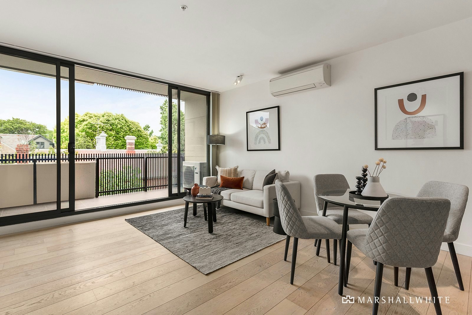 214/828 Burke Road, Camberwell, VIC