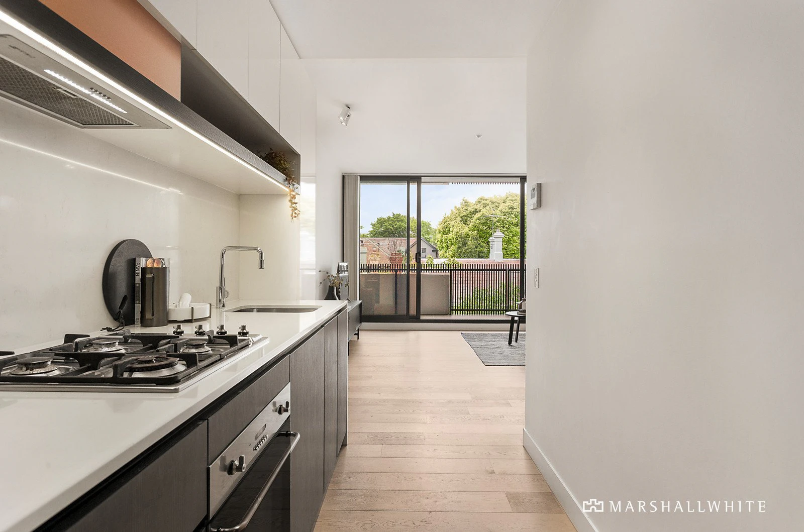 214/828 Burke Road, Camberwell, VIC