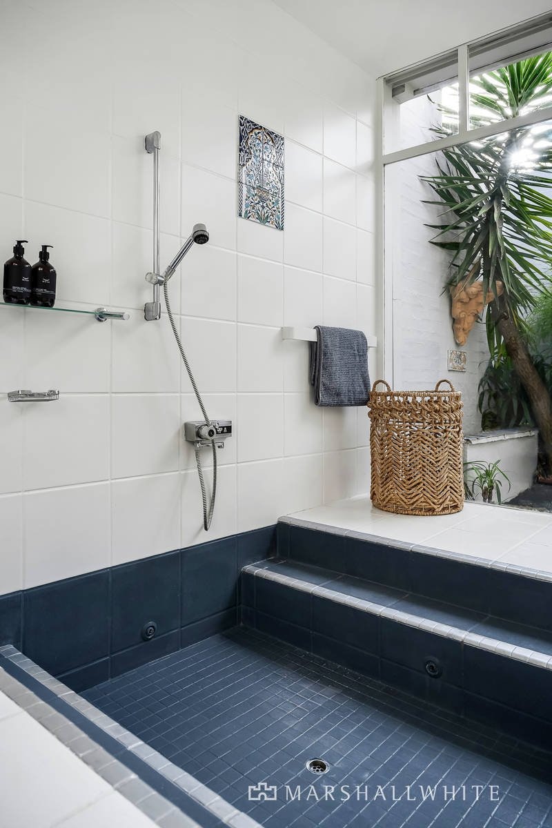 2 Stoke Place, Richmond, VIC