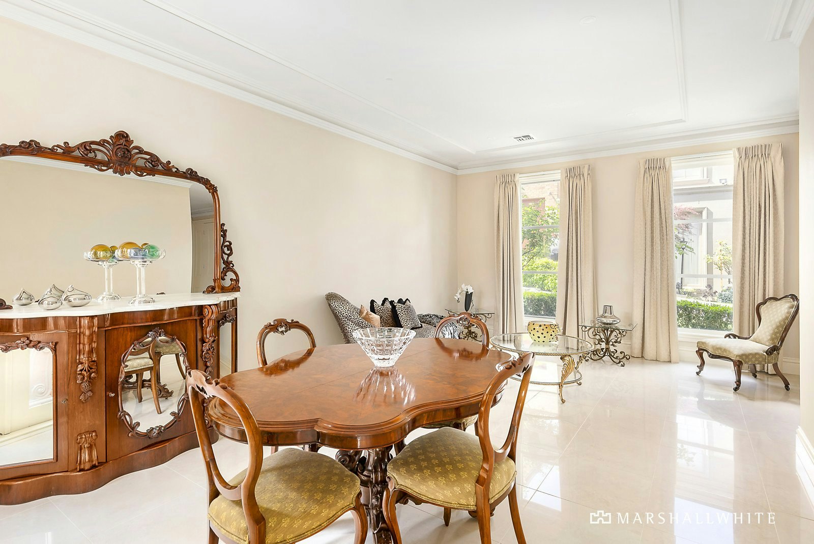 5 Mont Close, Doncaster East, VIC