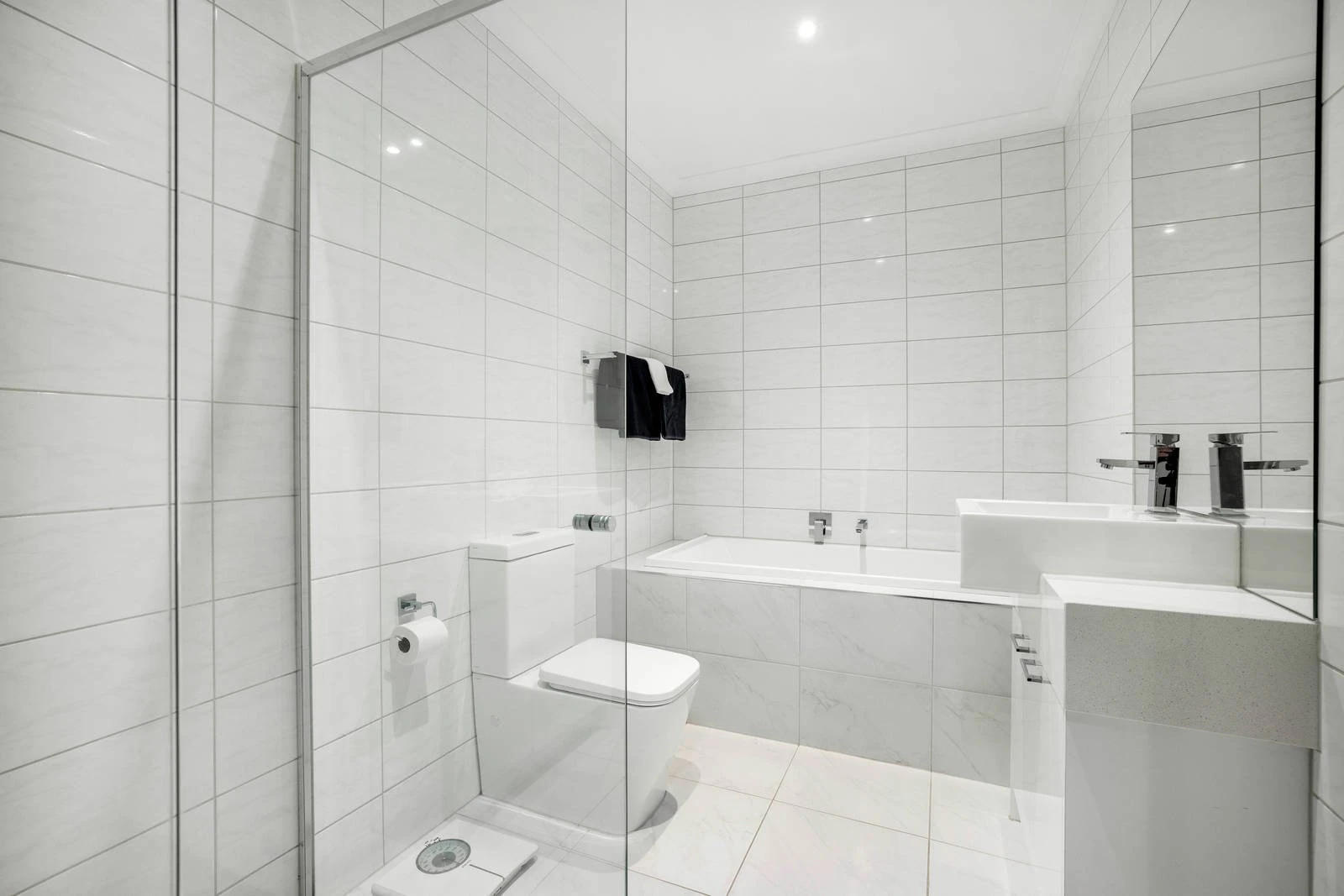 24 Whipstaff Lane, Safety Beach, VIC