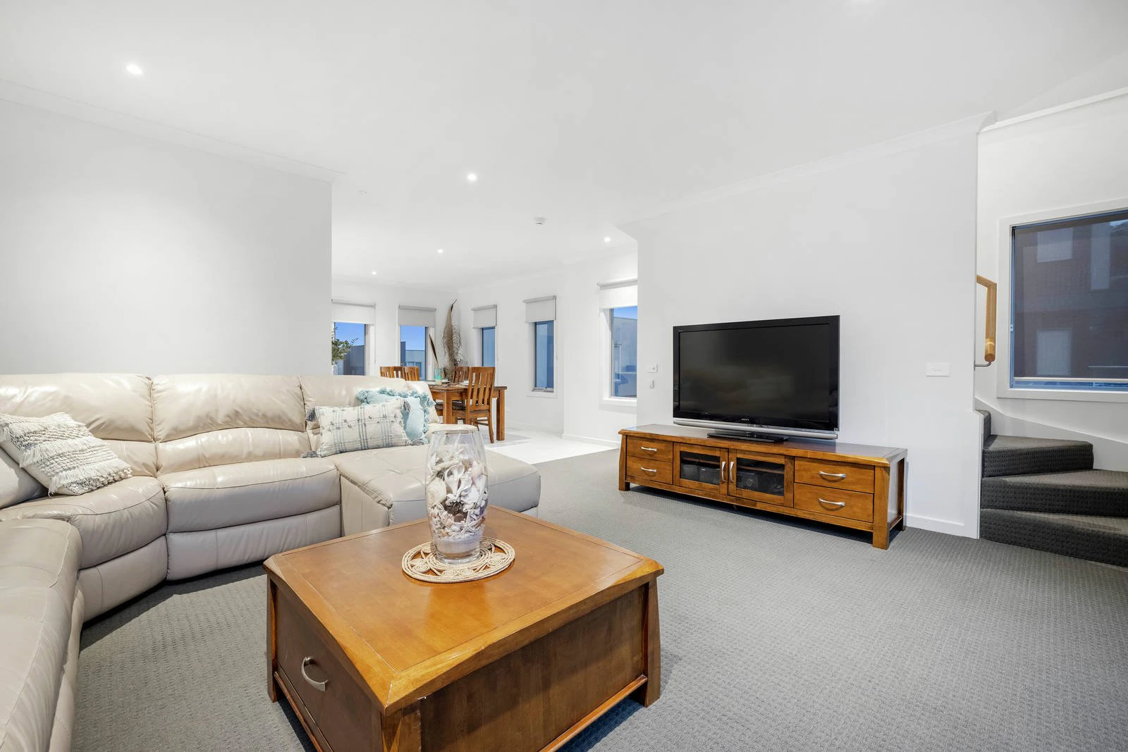 24 Whipstaff Lane, Safety Beach, VIC