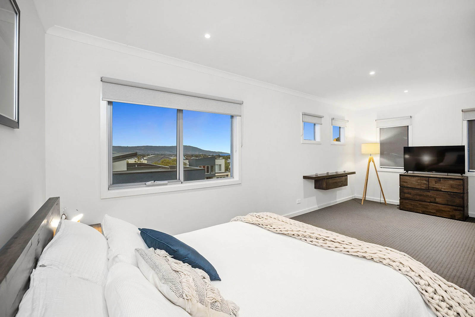 24 Whipstaff Lane, Safety Beach, VIC