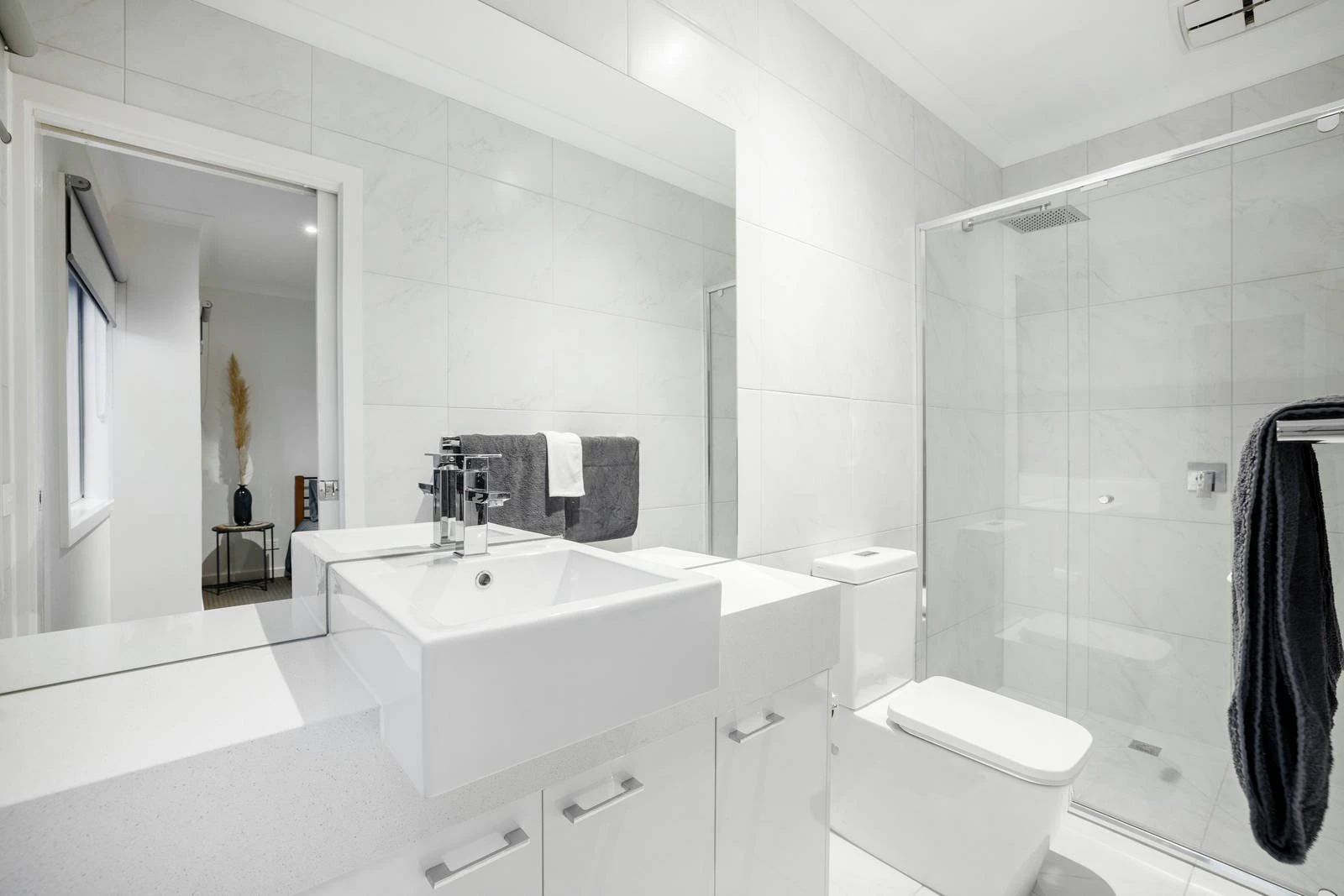 24 Whipstaff Lane, Safety Beach, VIC