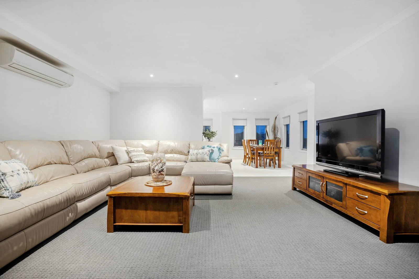 24 Whipstaff Lane, Safety Beach, VIC