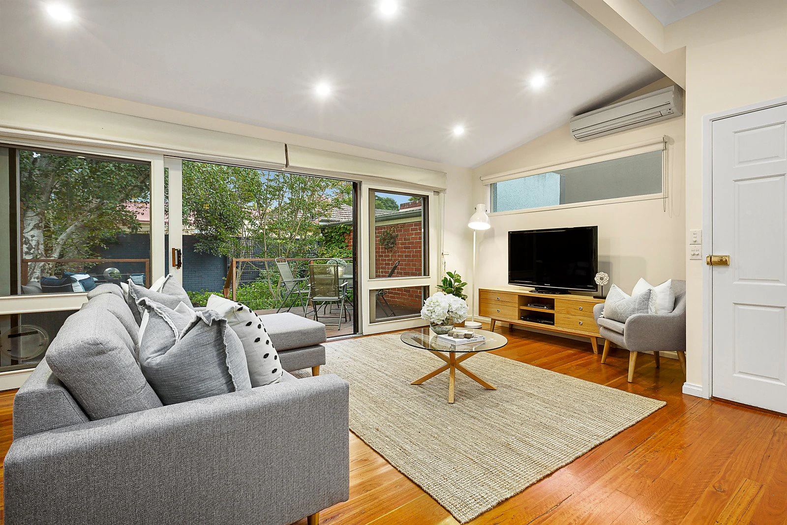 4 Wharton Street, Surrey Hills, VIC