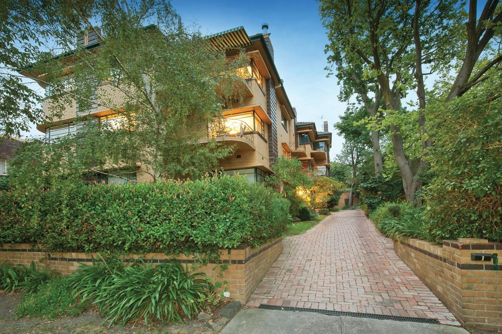 3/1 Lansell Road, Toorak, VIC