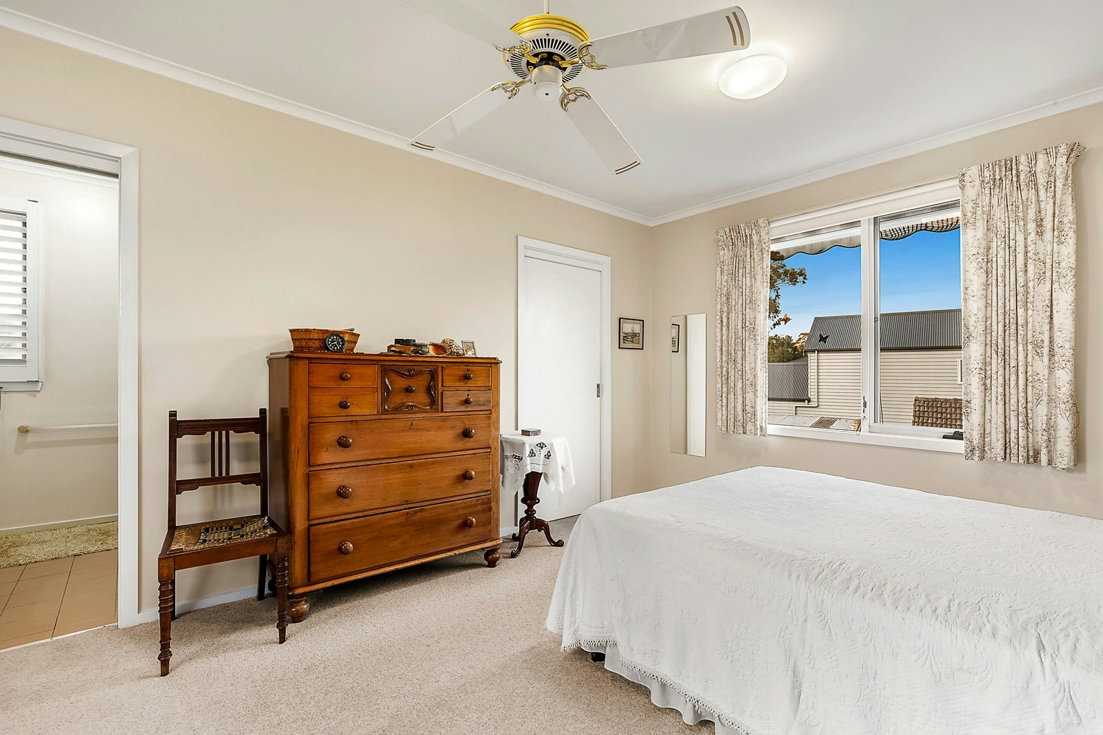 39 Parer Street, Burwood, VIC