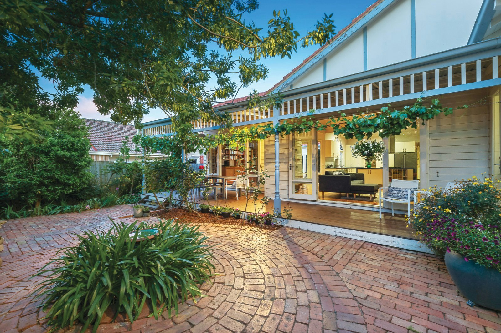 5 Sycamore Street, Malvern East, VIC