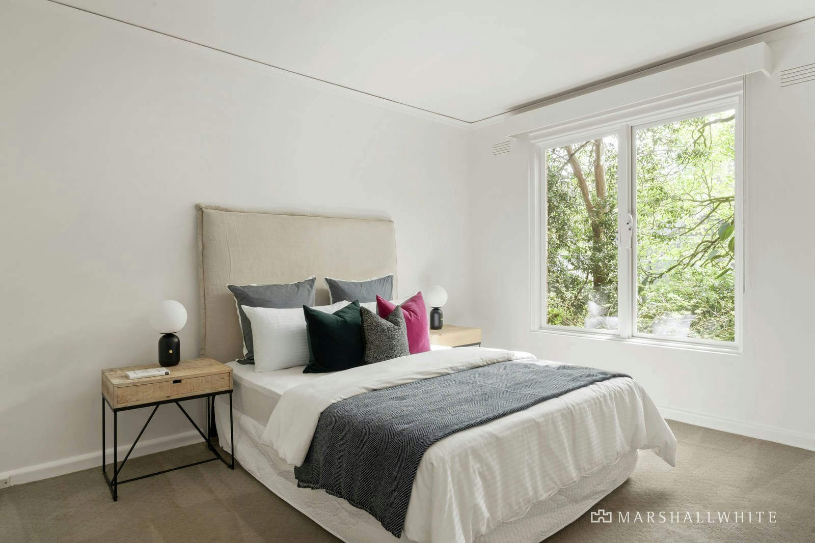 6/4 Glyndebourne Avenue, Toorak, VIC