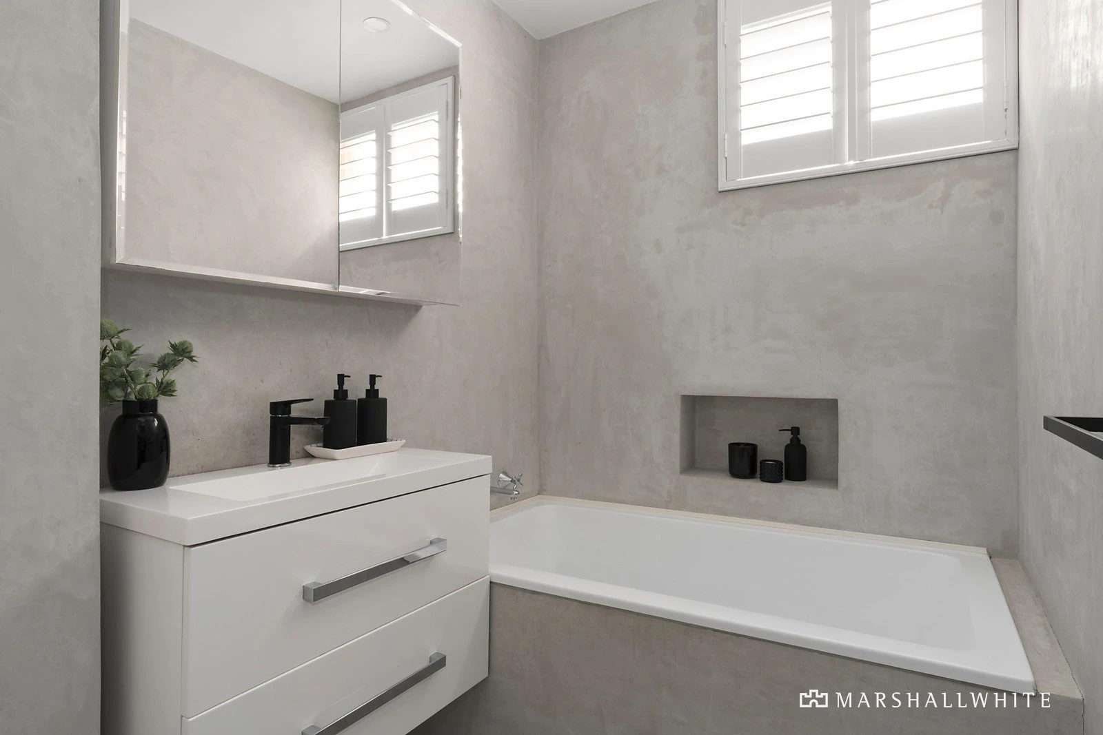 6/4 Glyndebourne Avenue, Toorak, VIC