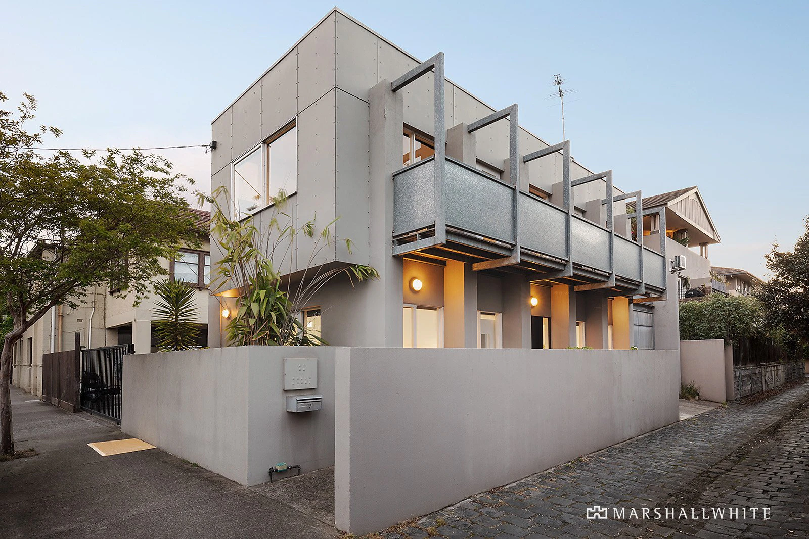 1C Lewisham Road, Windsor, VIC