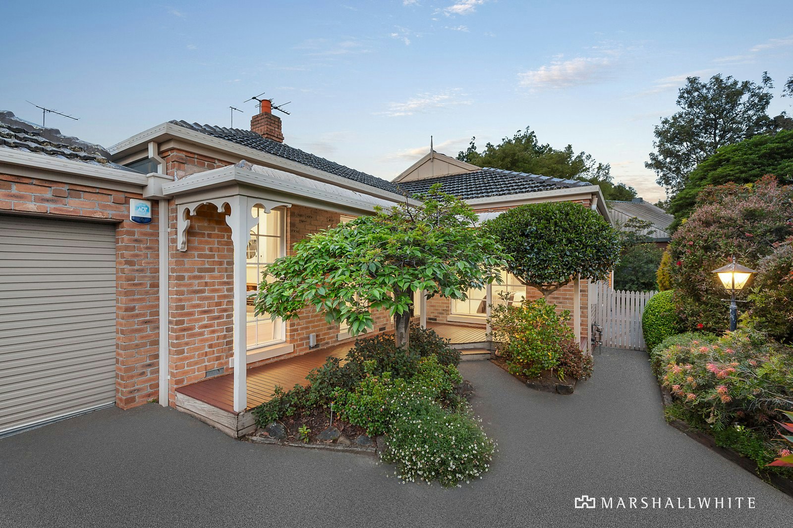2/6 Fordham Avenue, Camberwell, VIC