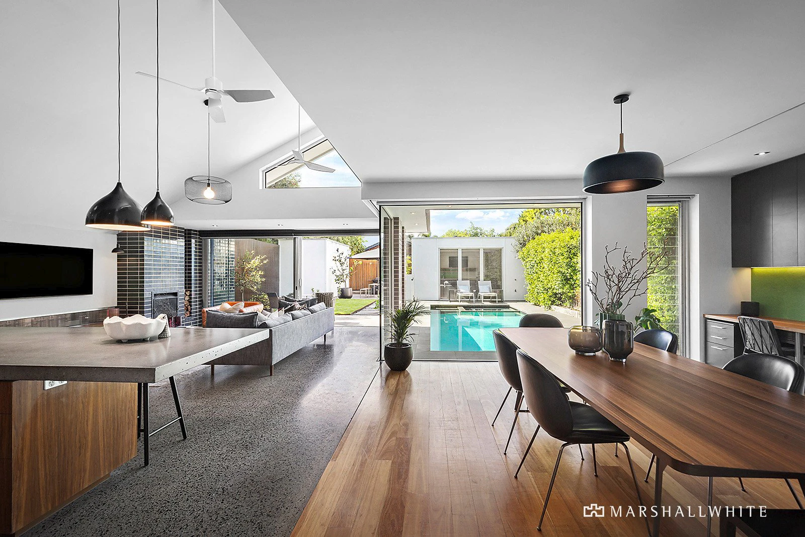 42 Trevelyan Street, Elsternwick, VIC