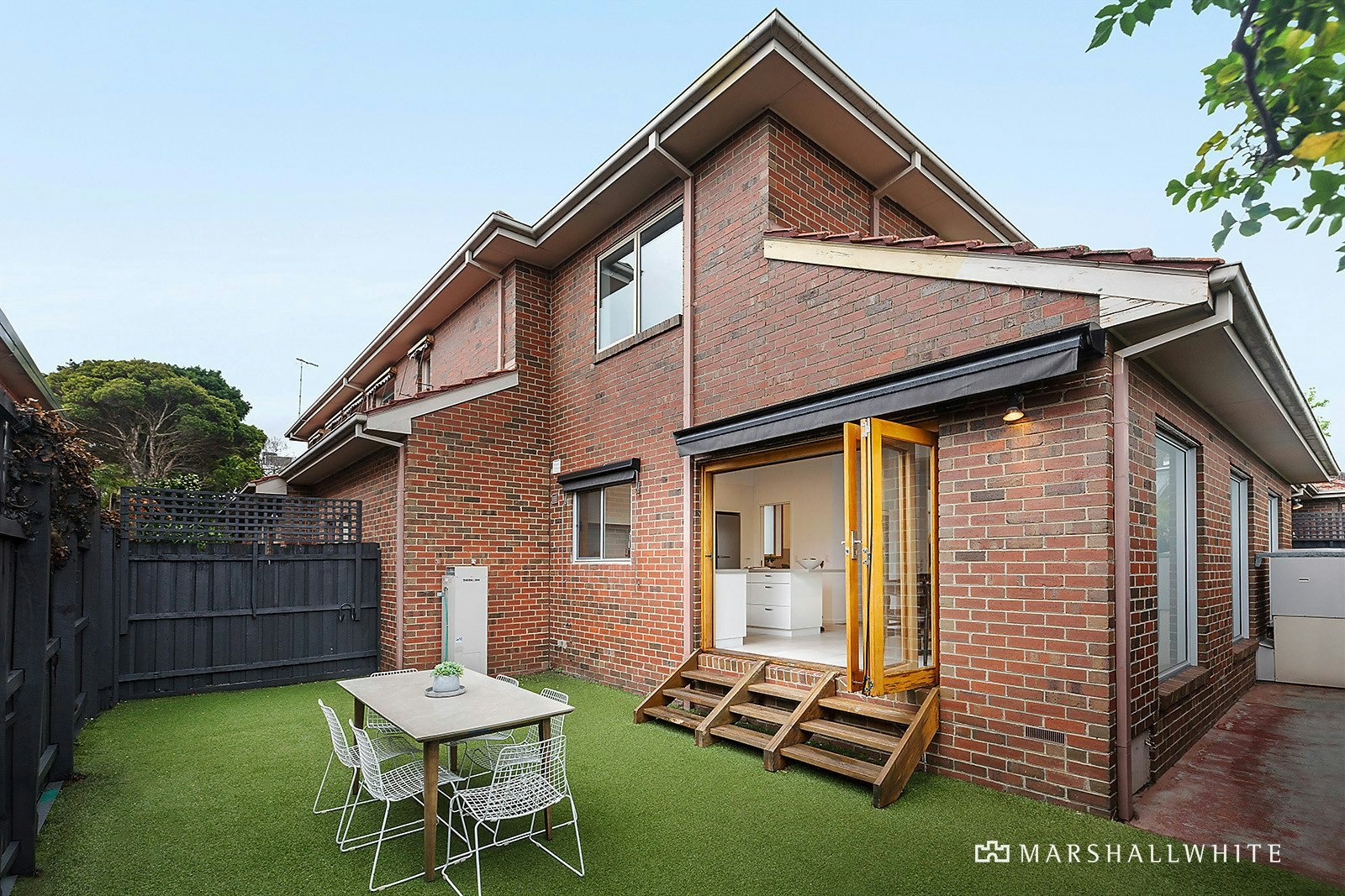 4/10-12 Shoobra Road, Elsternwick, VIC