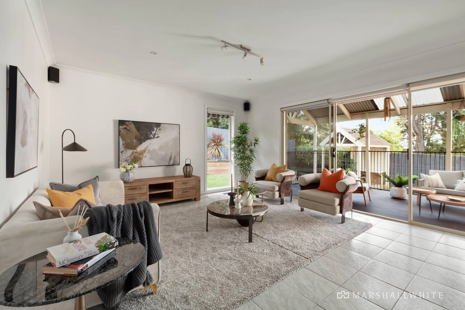 30 Benwerrin Drive, Burwood East, VIC