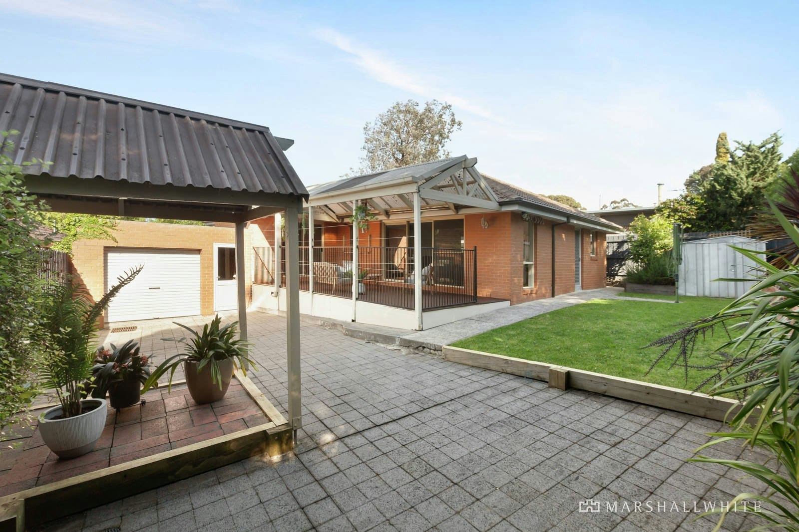 30 Benwerrin Drive, Burwood East, VIC