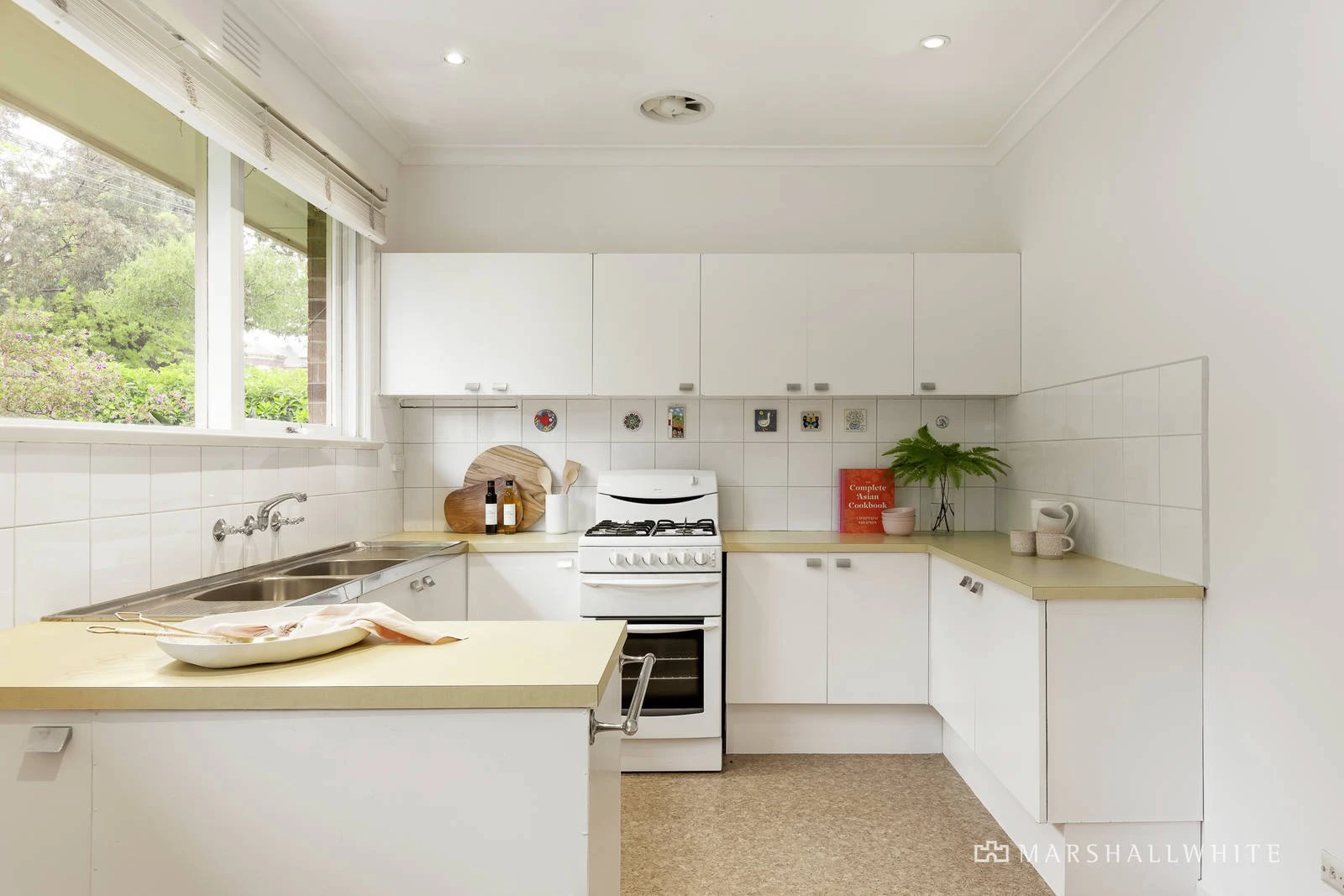 4/10 Norfolk Road, Surrey Hills, VIC