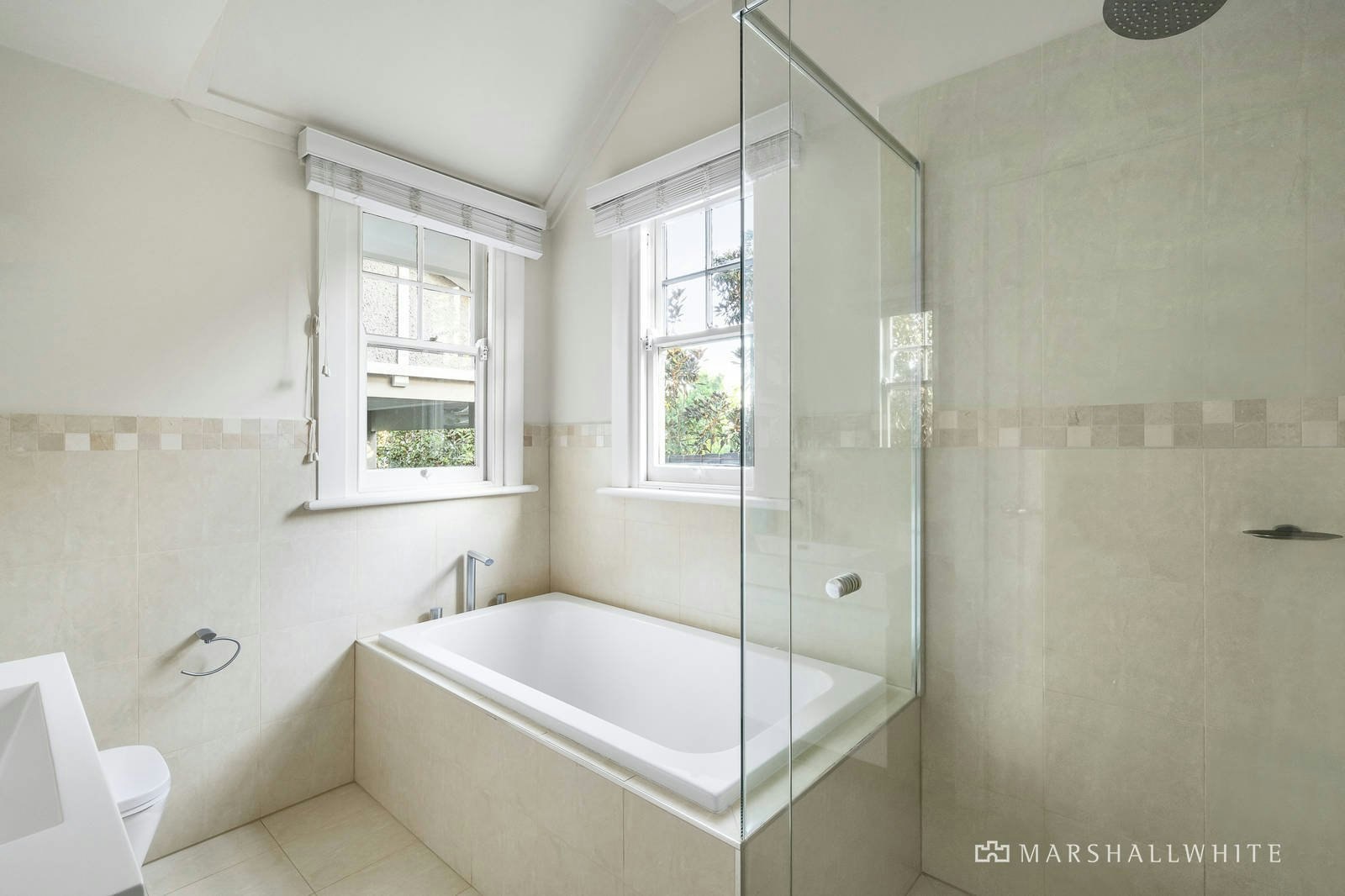 23 Laing Street, Mont Albert, VIC