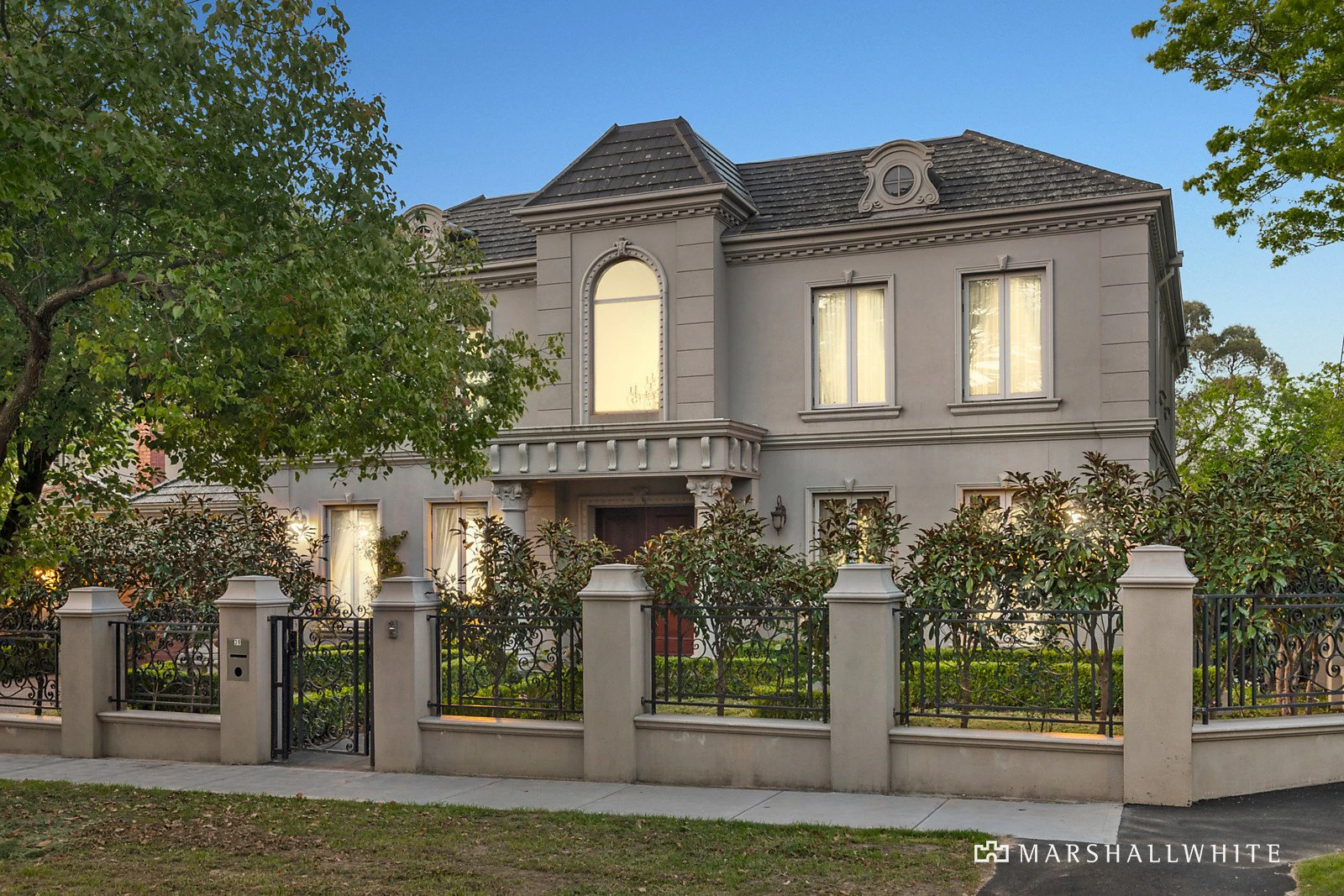 39 Kent Road, Surrey Hills, VIC