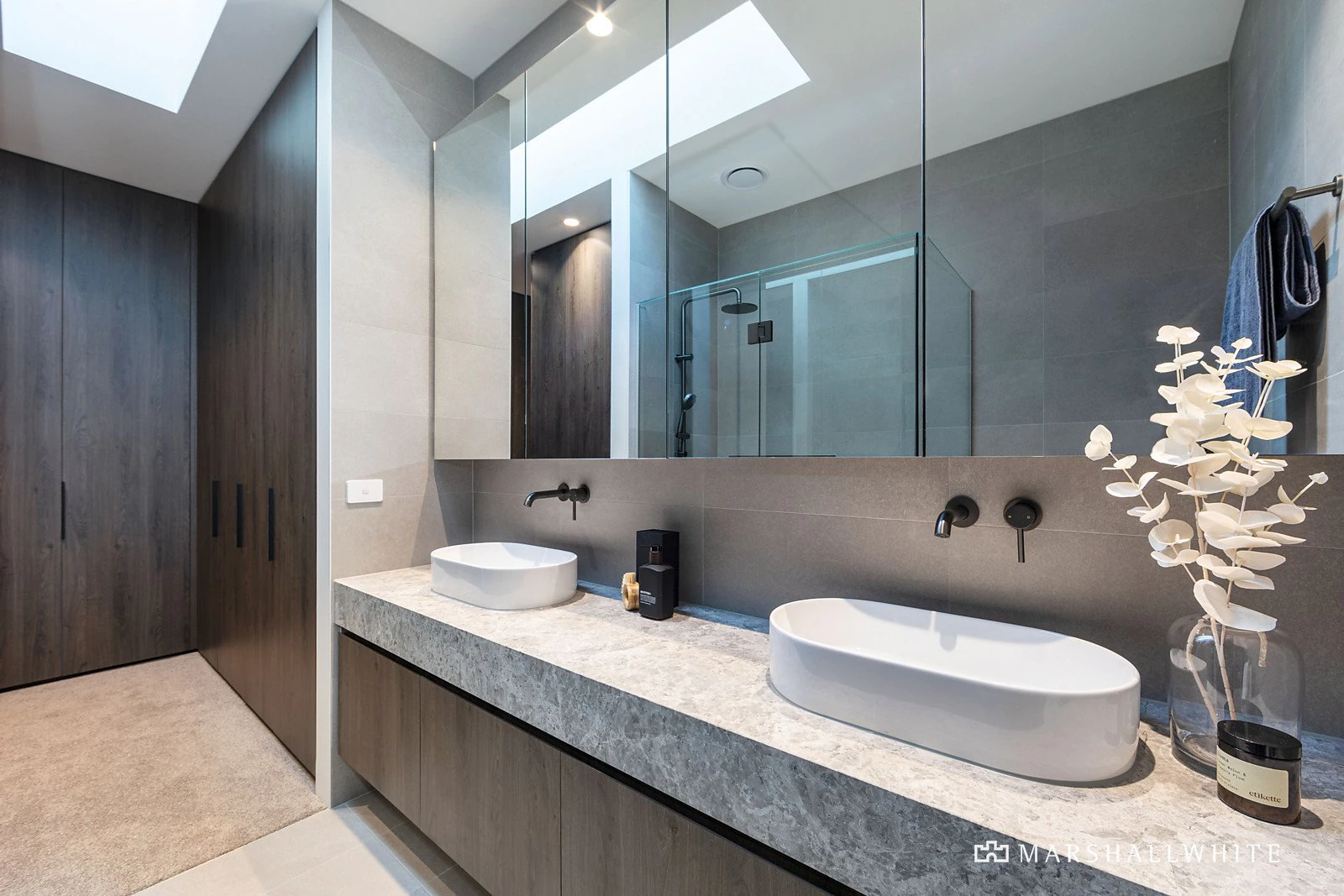 2 Blythswood Court, Kew, VIC