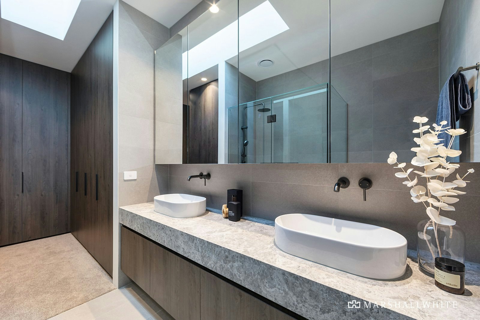 2 Blythswood Court, Kew, VIC