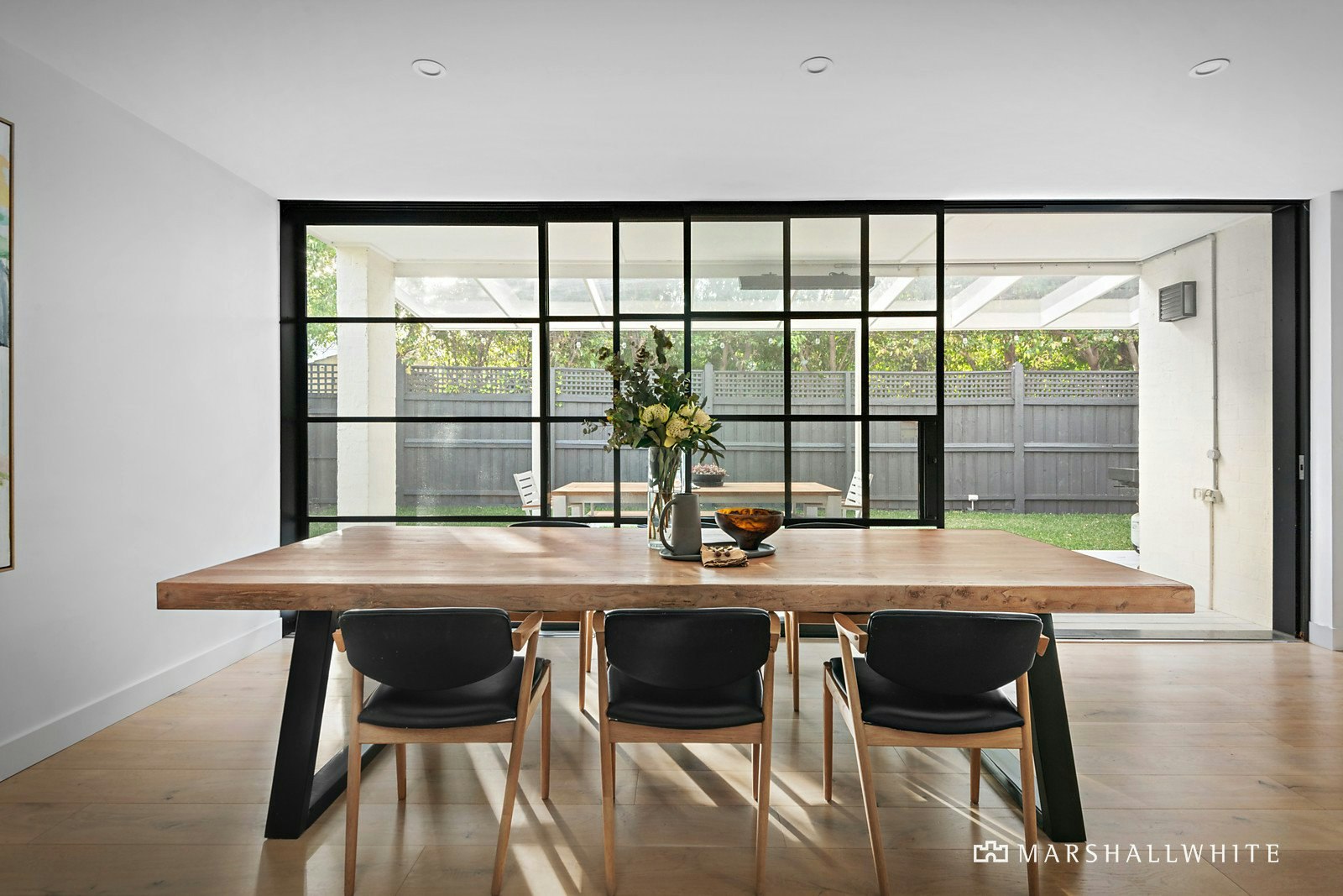 8 Byrne Avenue, Elwood, VIC