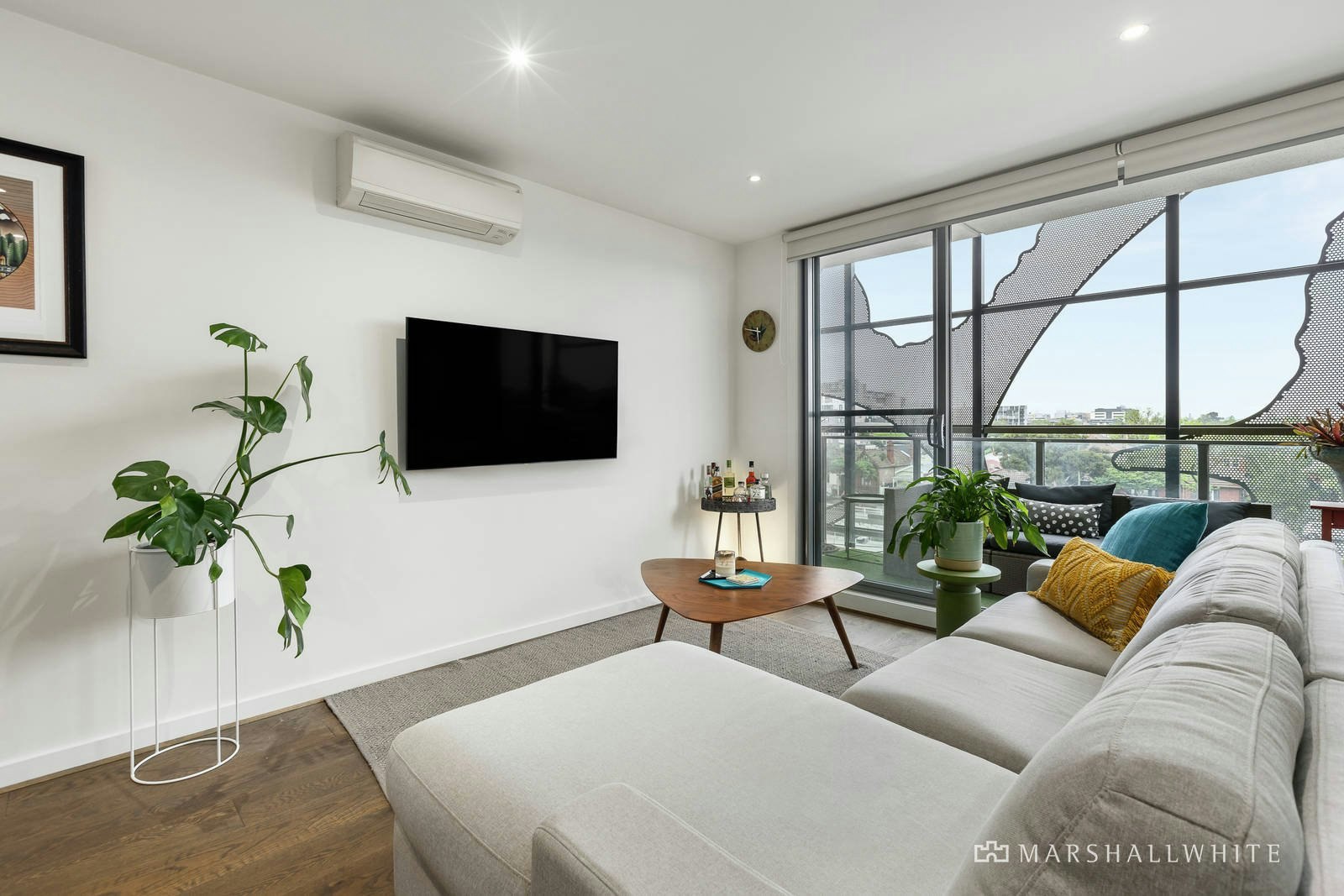 210/13 Wellington Street, St Kilda, VIC