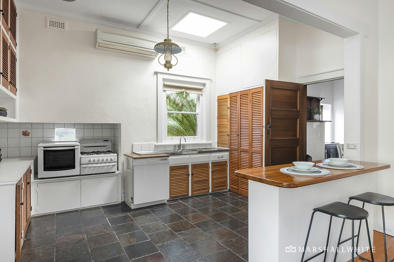 352 Burke Road, Glen Iris, VIC