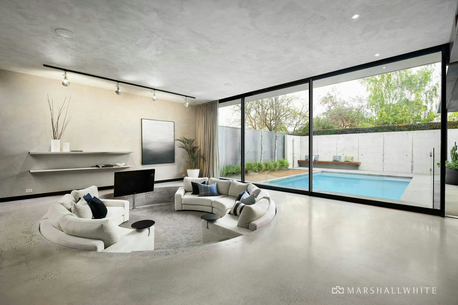 27 Binnie Street, Brighton East, VIC