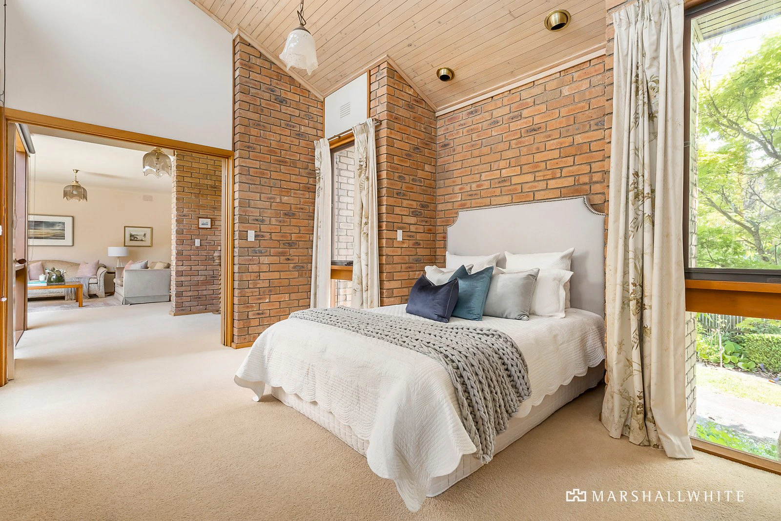 233 Union Road, Surrey Hills, VIC