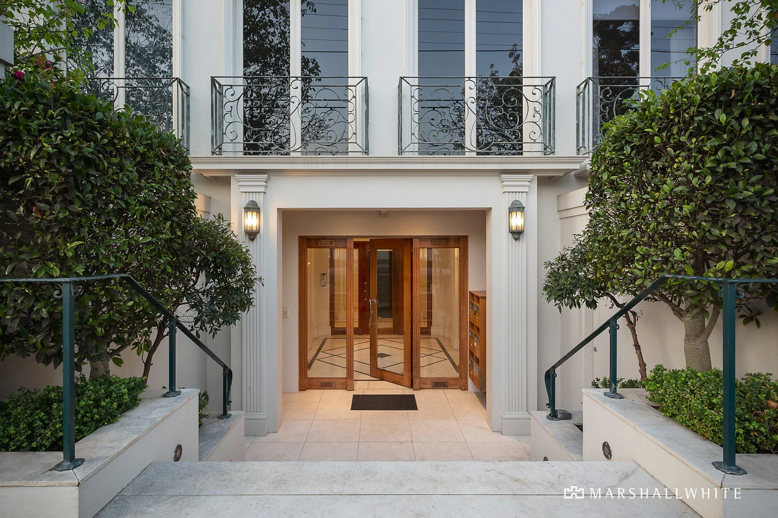 2/627 Toorak Road, Toorak, VIC