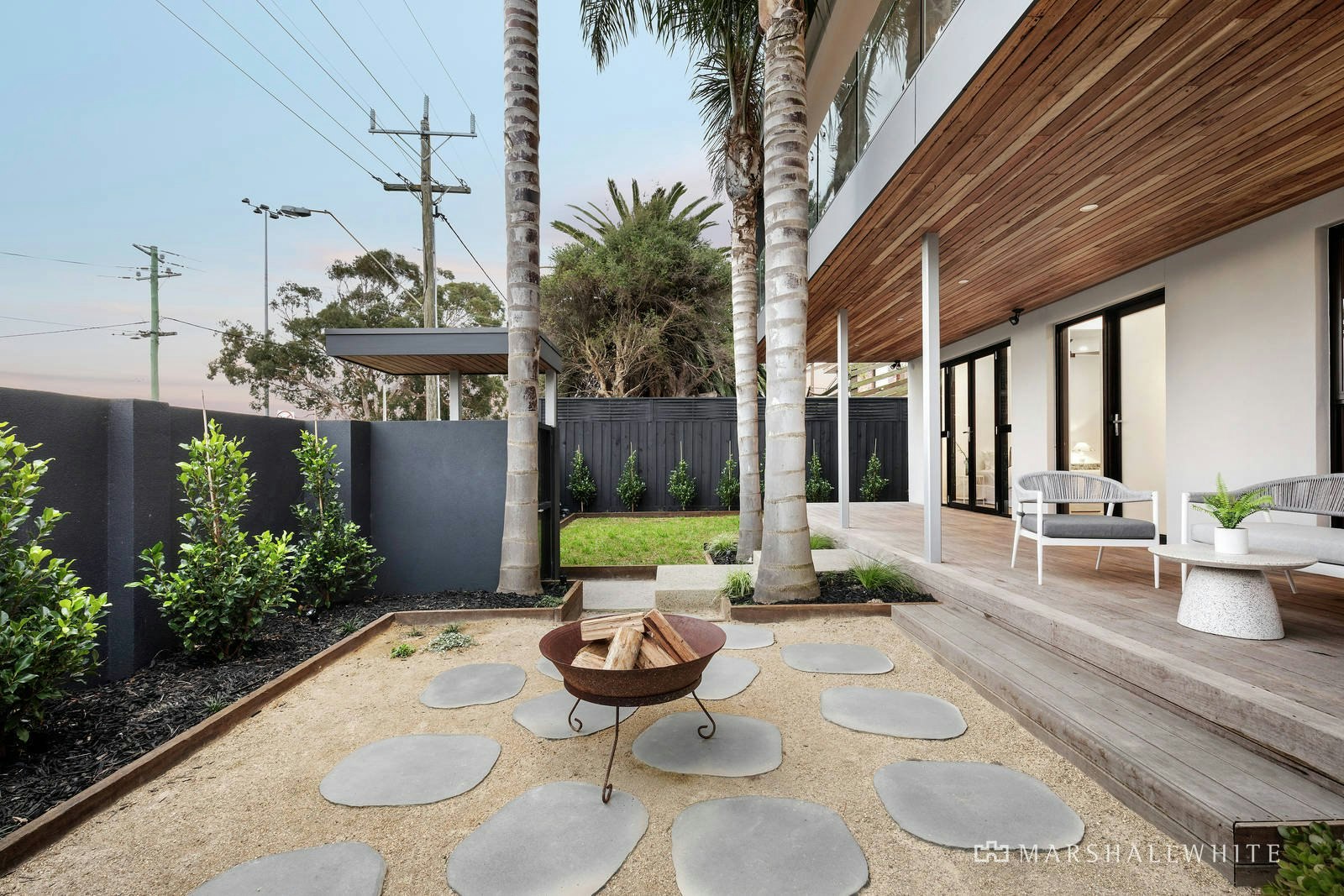 84 Beach Road, Sandringham, VIC