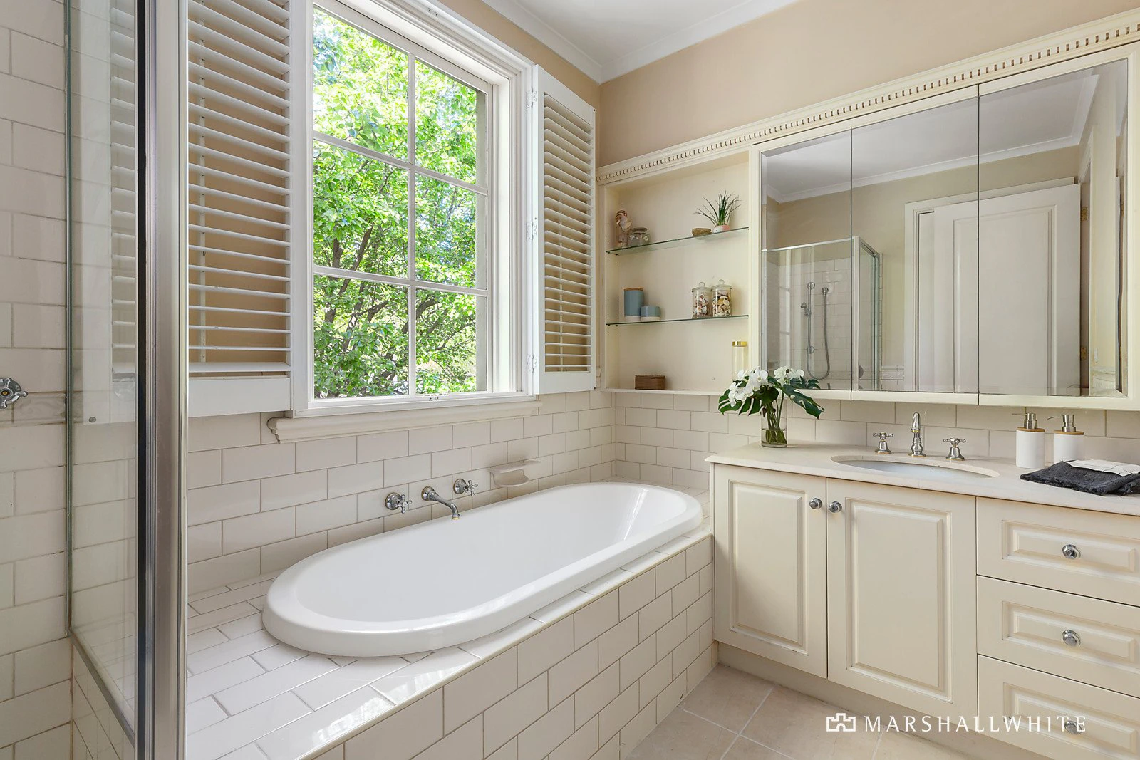 100 Rowell Avenue, Camberwell, VIC