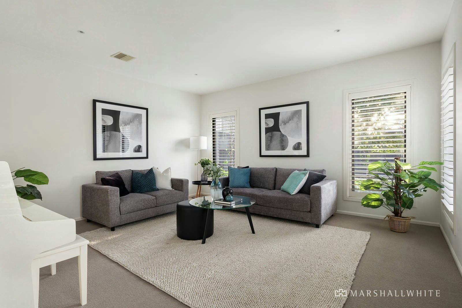 45 Belgravia Avenue, Mont Albert North, VIC