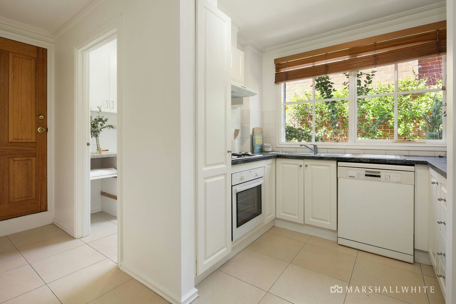 2/116 Argyle Street, St Kilda, VIC