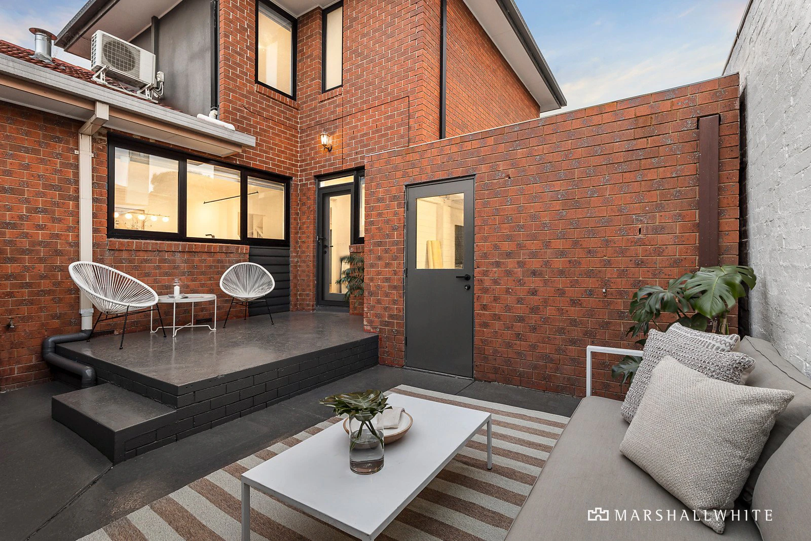 1/14 Coorigil Road, Carnegie, VIC