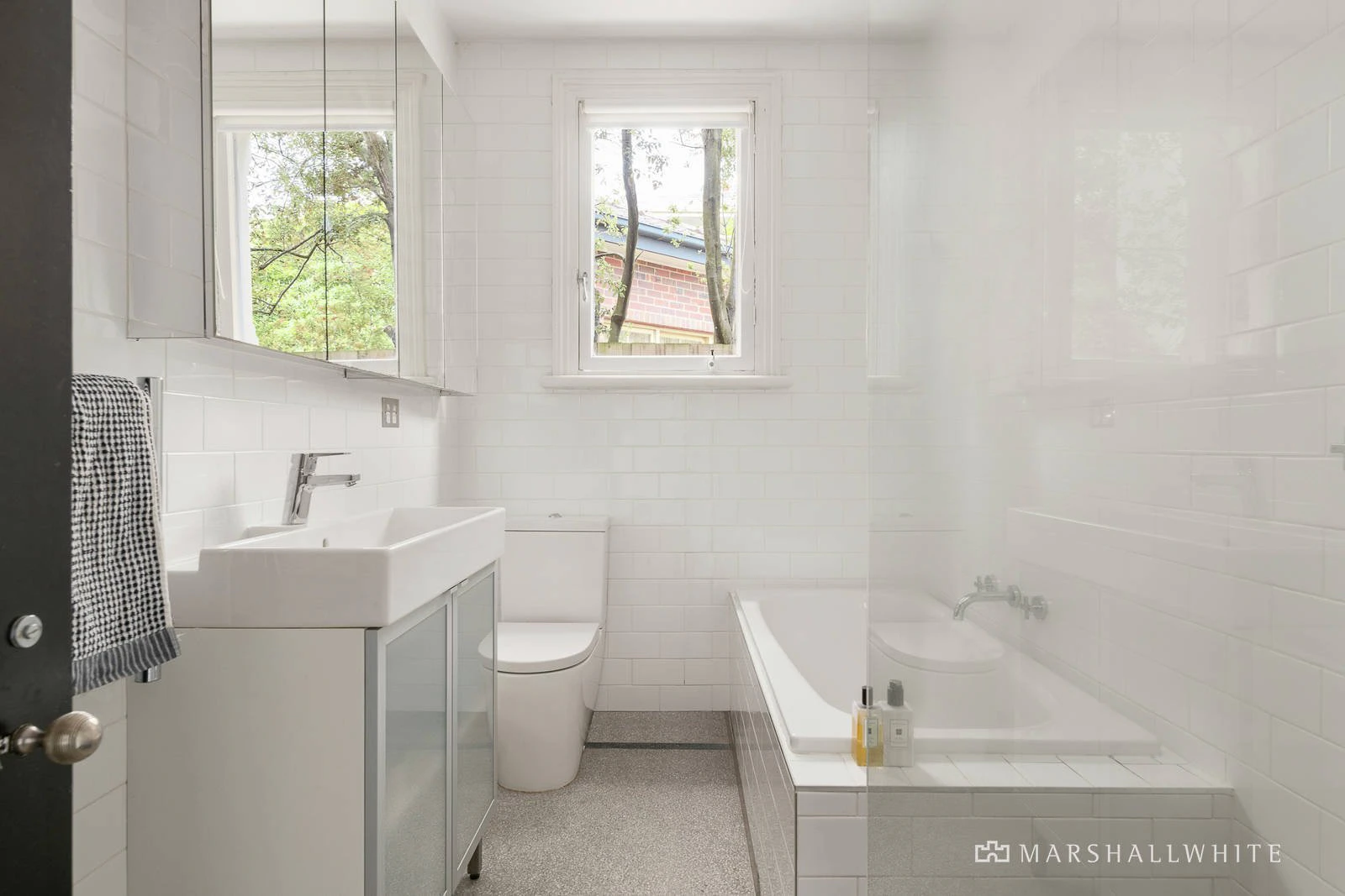 24 Canterbury Road, Camberwell, VIC