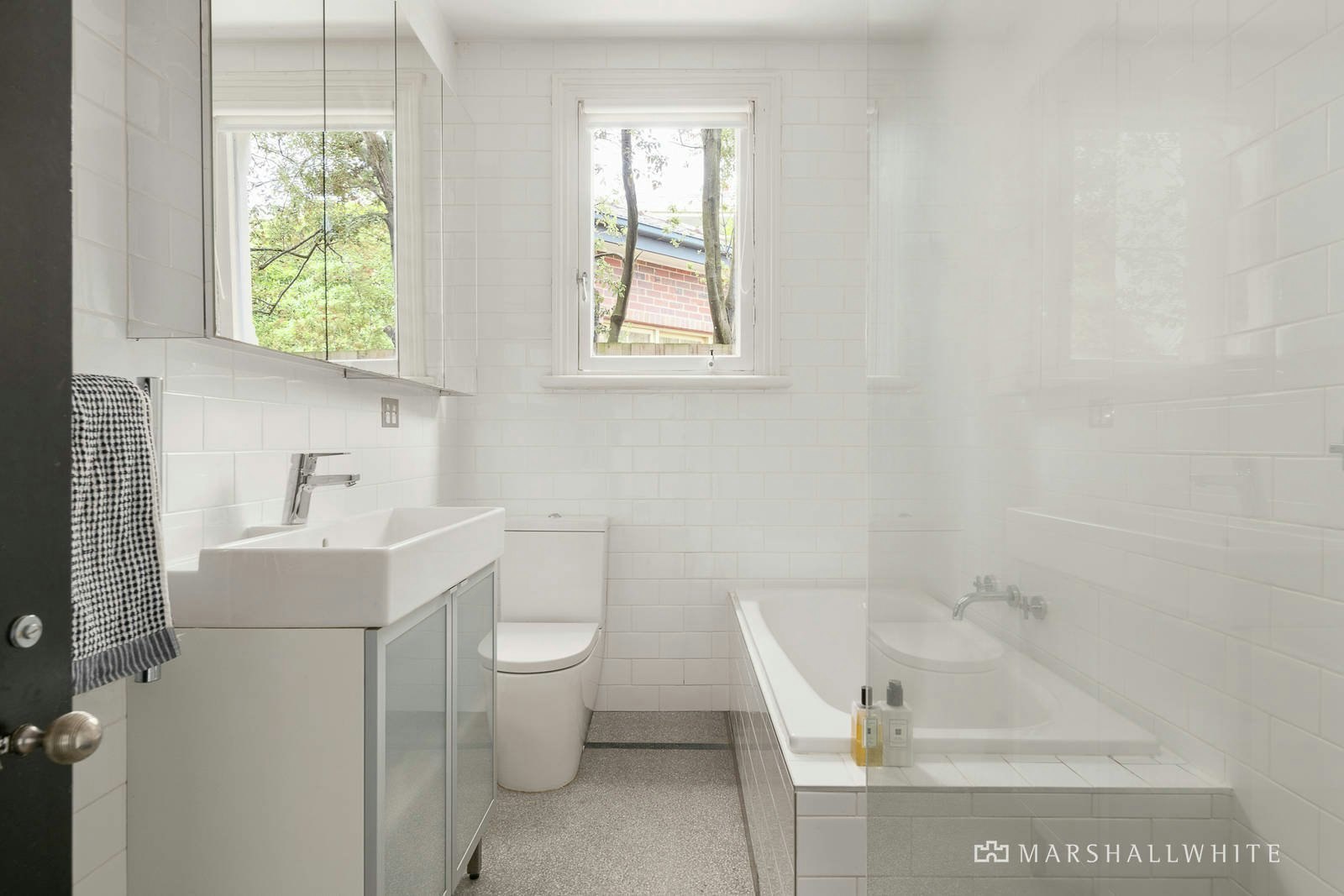 24 Canterbury Road, Camberwell, VIC