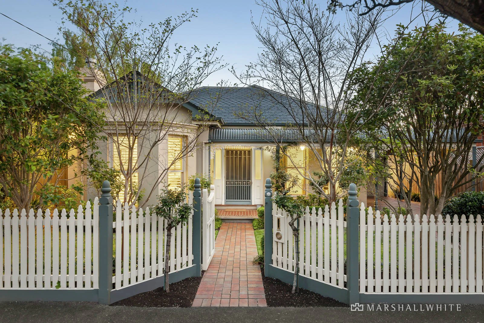 16 Broadway, Camberwell, VIC