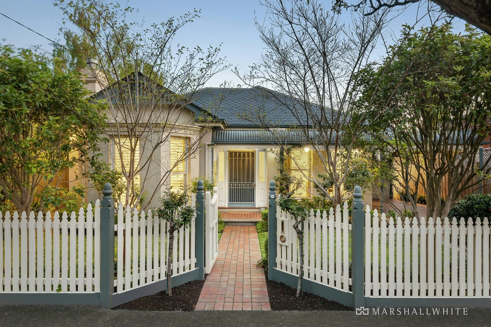 16 Broadway, Camberwell, VIC