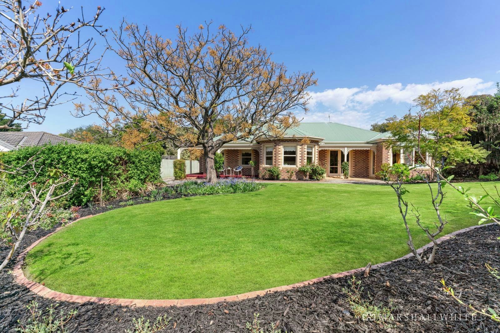 6 Boormanii Drive, Mornington, VIC