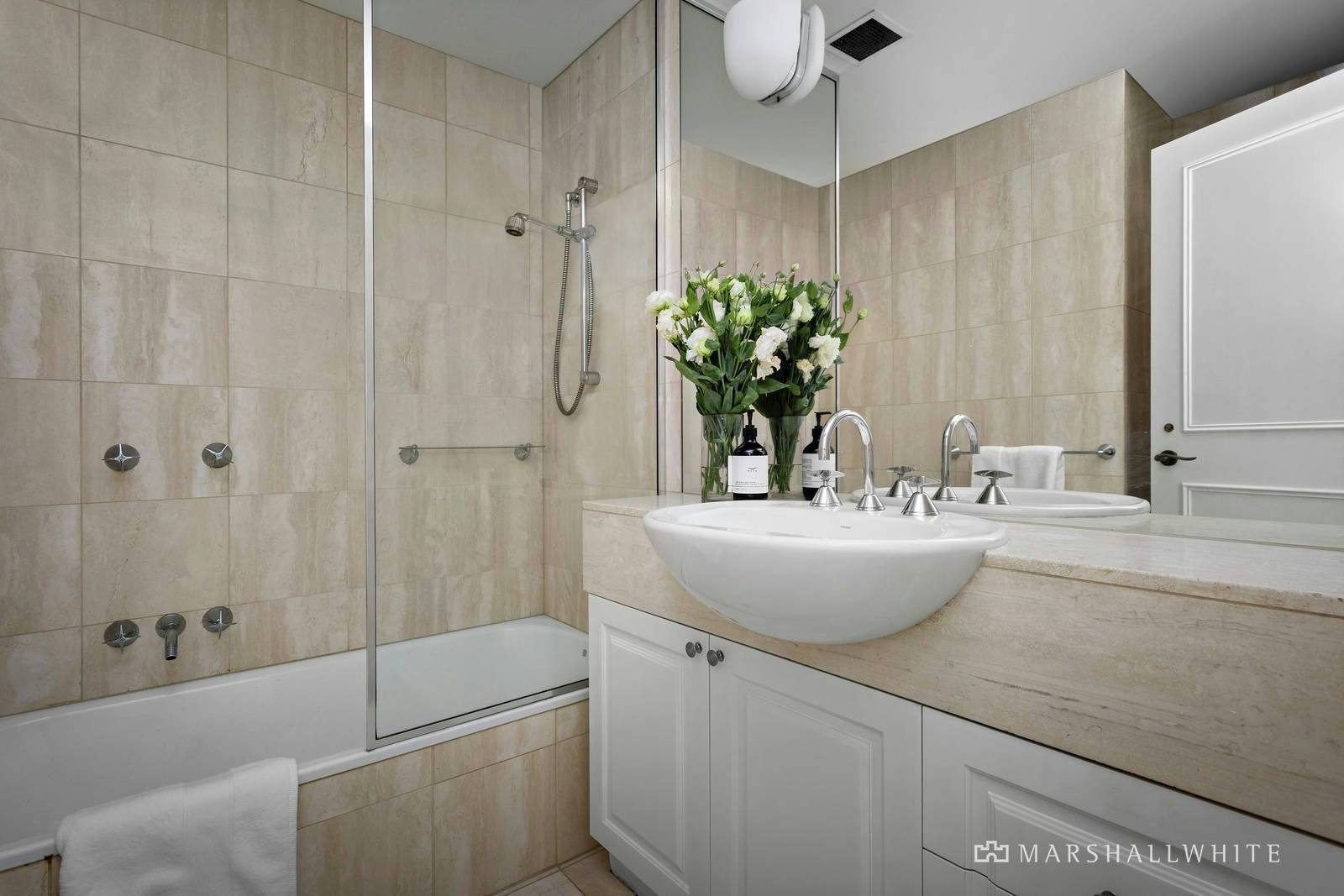 20/380 Toorak Road, South Yarra, VIC