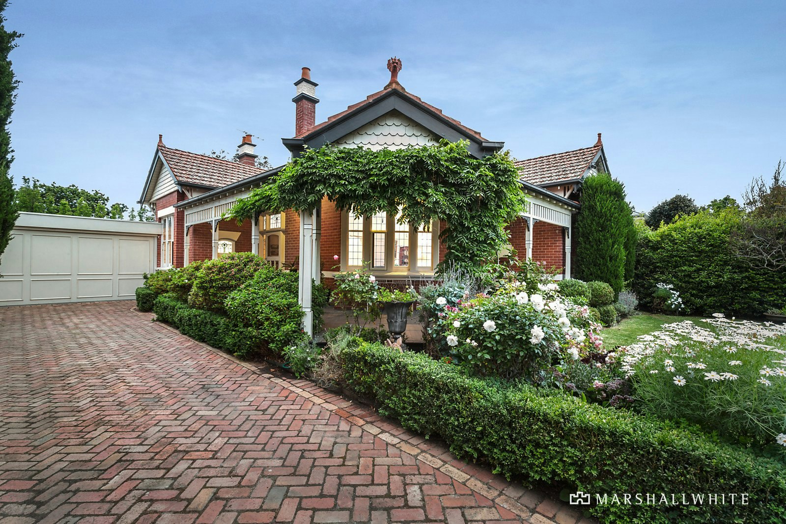 cottage