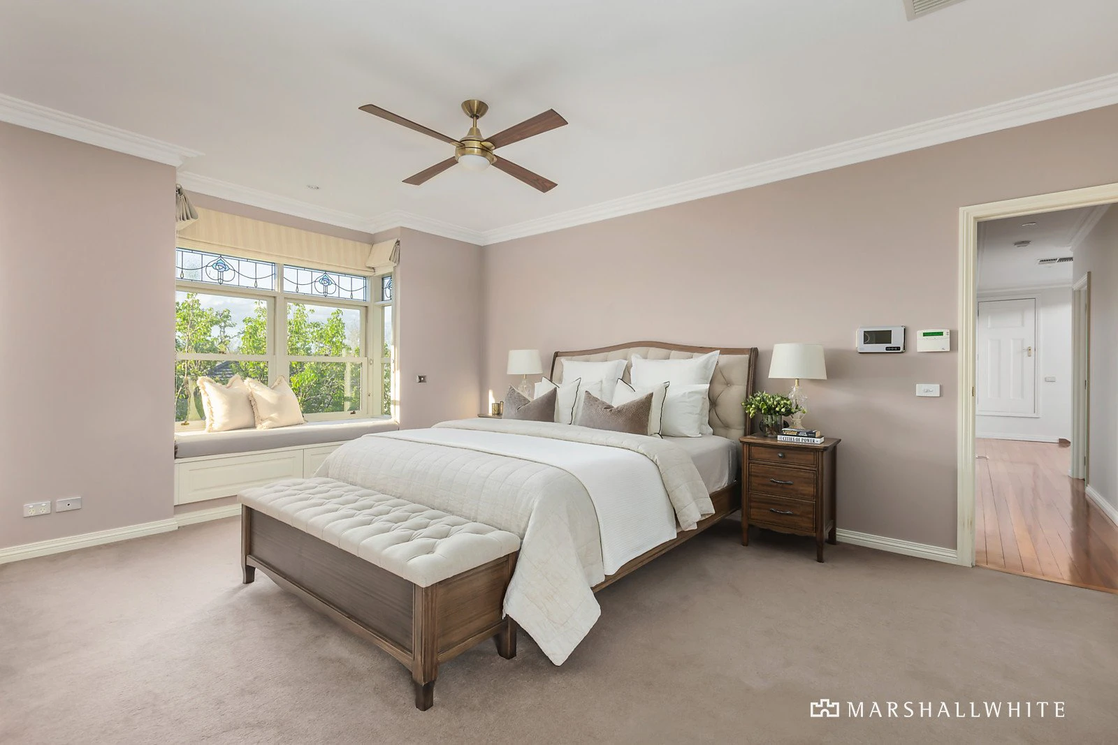 10 Suffolk Road, Surrey Hills, VIC