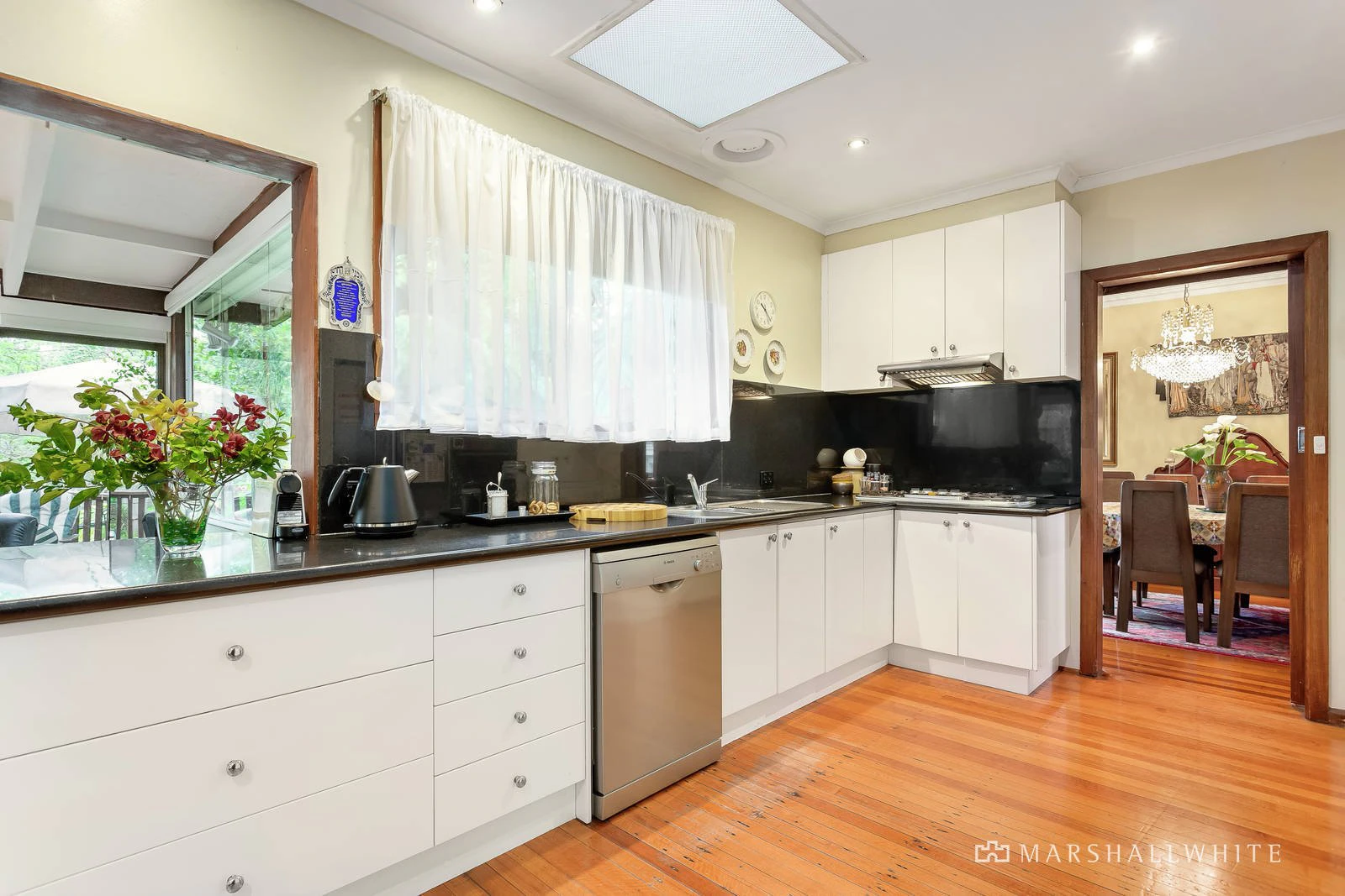 56 Swayfield Road, Mount Waverley, VIC